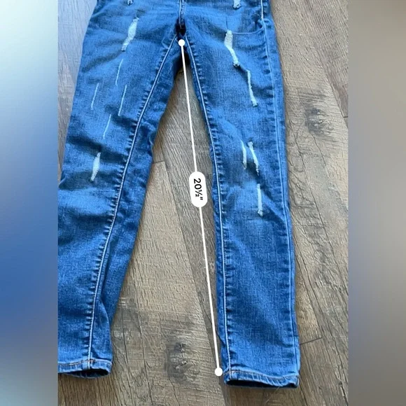 Levi's Distressed Blue Skinny Jeans - Picture 4 of 4